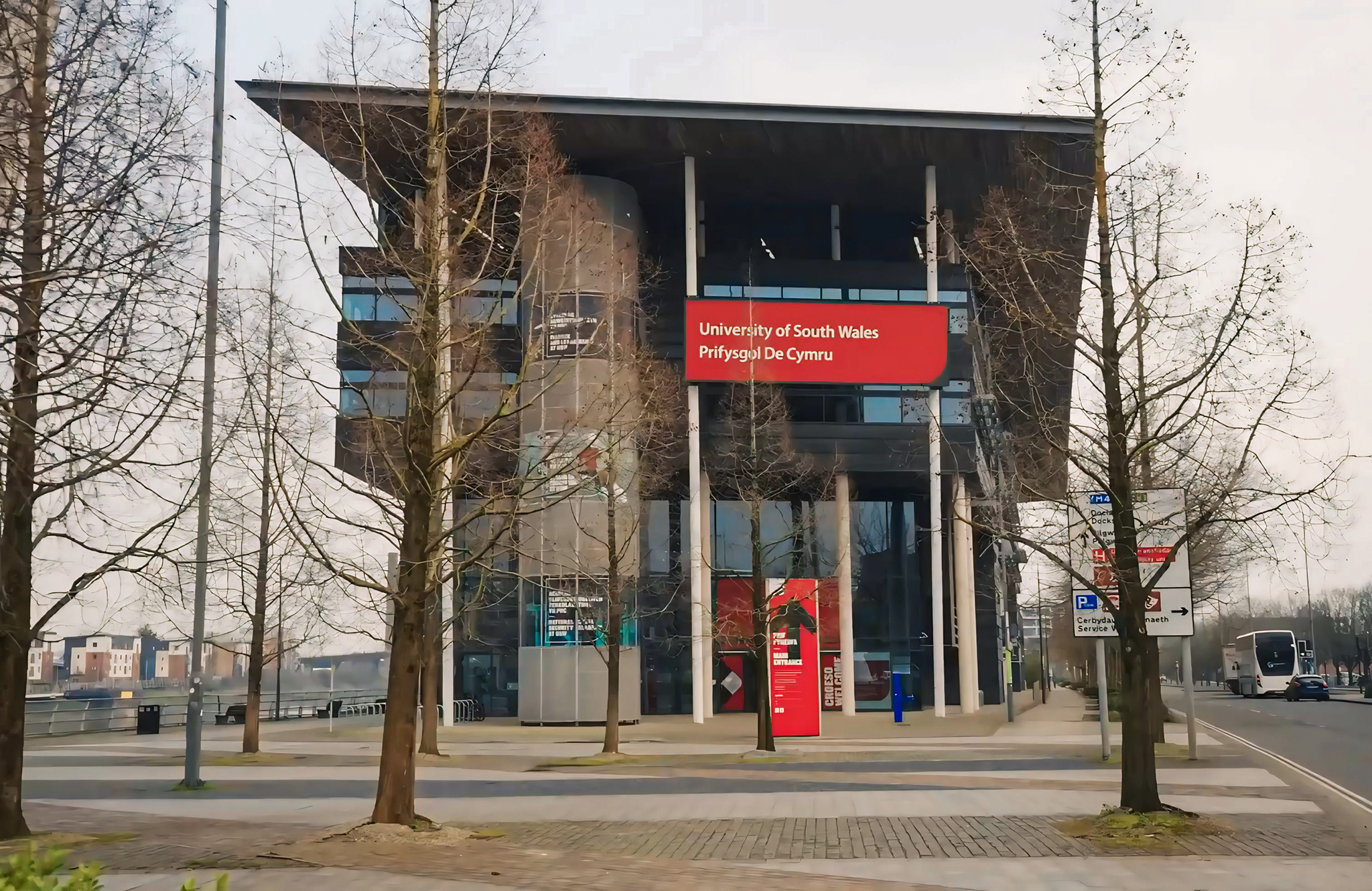 students-at-USW